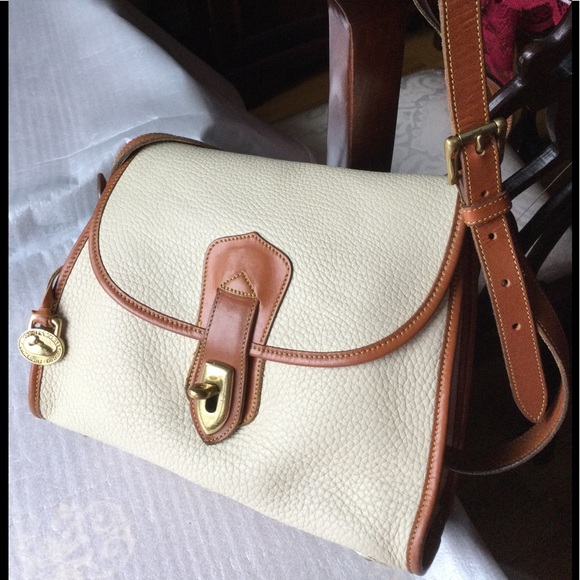 Dooney & Bourke AWL Shoulder Crossbody Vanilla/British Tan - Picture 16 of 16